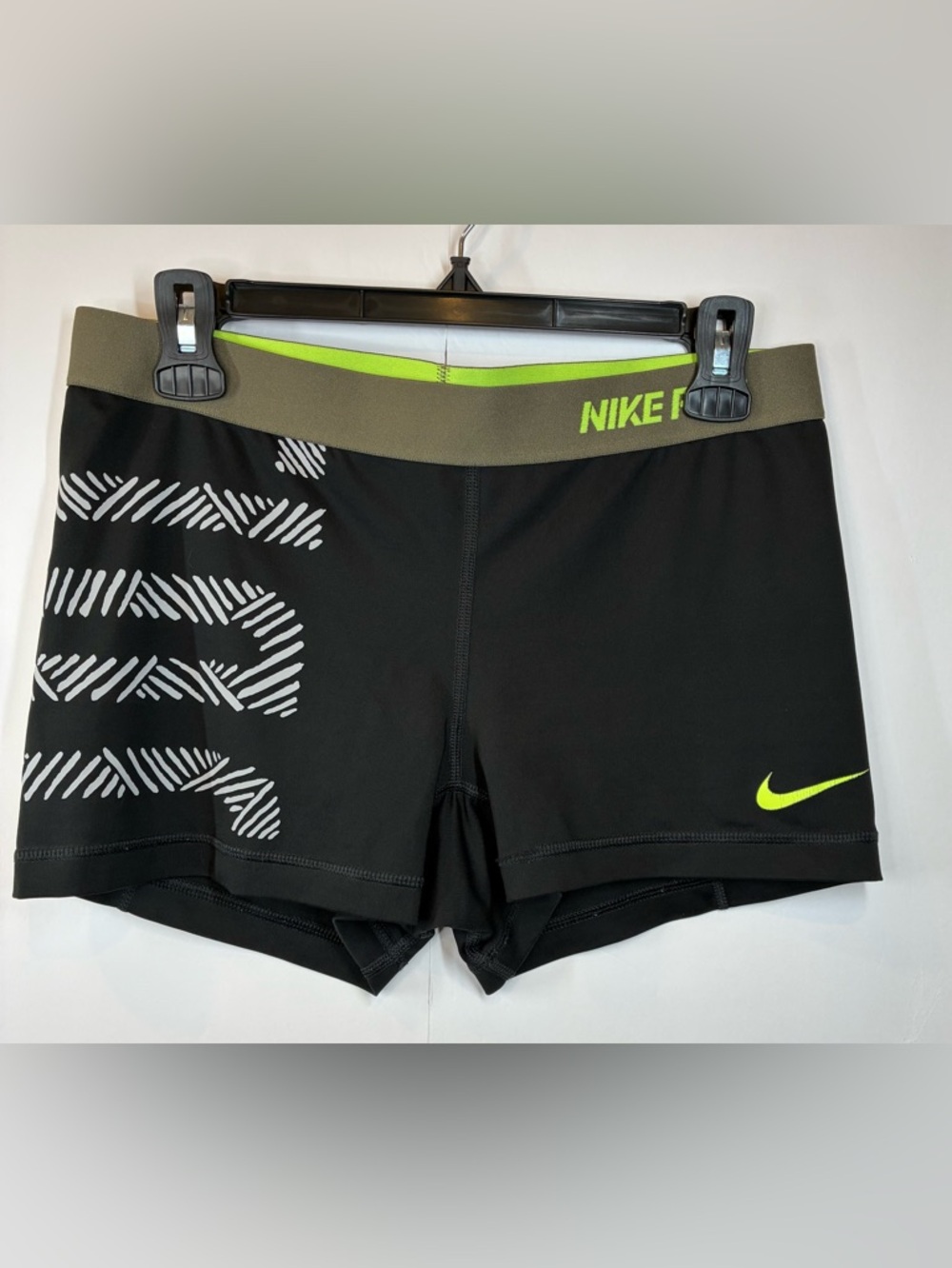 Nike Pro Dri-Fit Compression Shorts Black Neon Green Logo Athletic Women’s Large